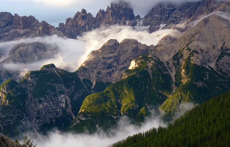 Breathtaking Dolomites scenery to photograph Breathtaking Dolomites scenery to photograph