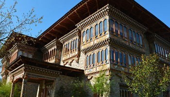 Overnight stay at Zhiwa Ling, a luxury retreat and Bhutanese guesthouse