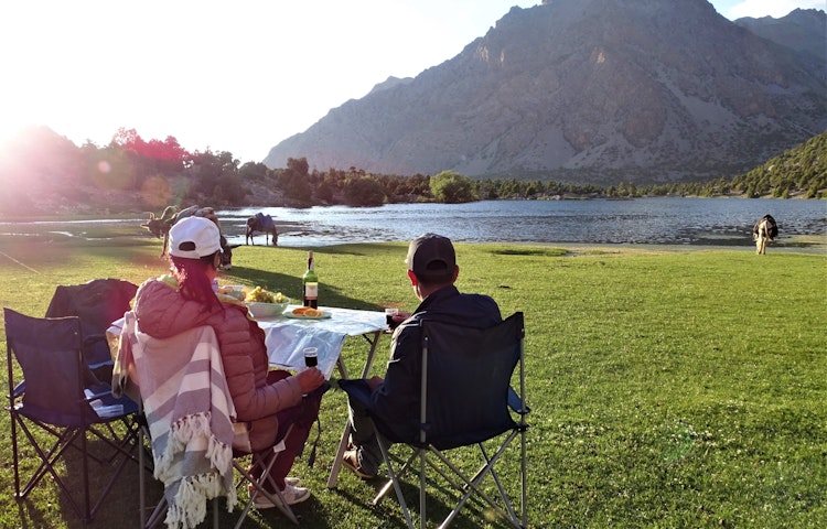 Along the way, camp under starlit skies and encounter the warmth of Tajik hosts in a homestay on this 13-day trek! | MT Sobek