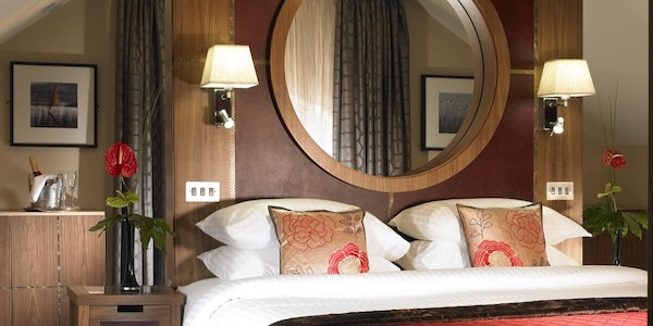 Staying at an irish hotel called Westport Plaza Hotel in Westport City in Ireland, Europe