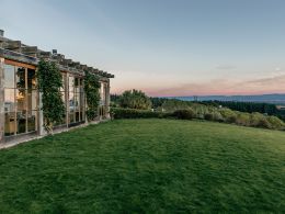 Cape Kidnappers in Hawkes Bay is one of the best places to stay at in New Zealand, Europe