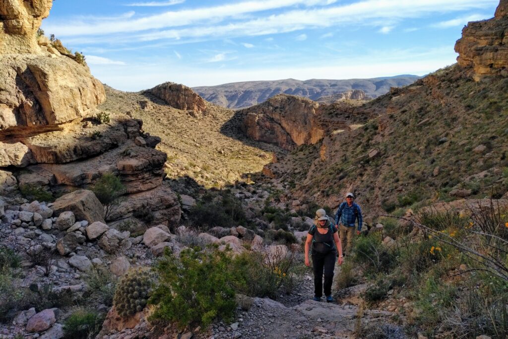 solo traveler hiking boquillas side hike in texas, usa