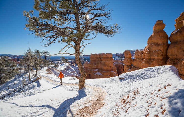hike on fairy loop trail at Bryce Canyon National Park in the wintertime