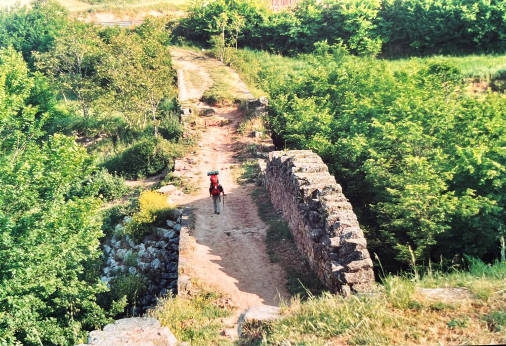 spain camino de santiago travelers