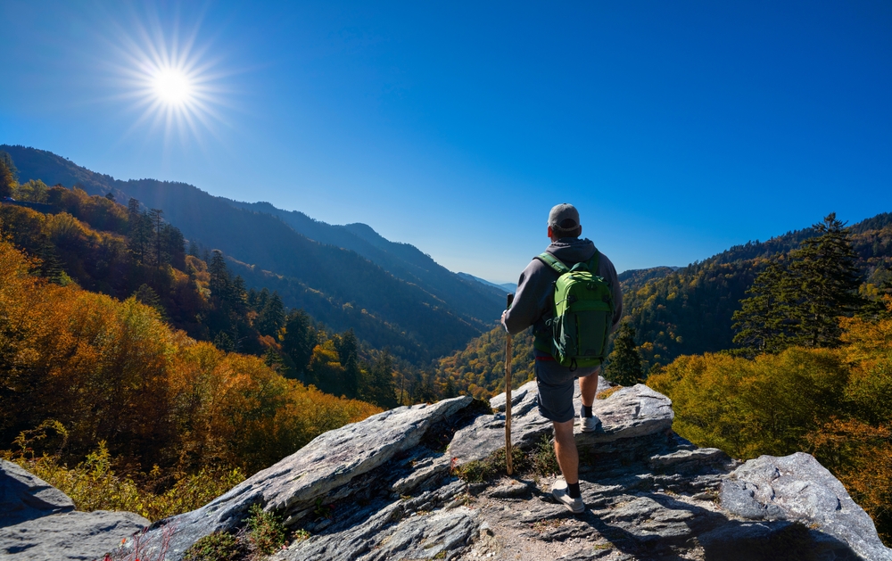male hiker hiking tennessee great smoky mountains